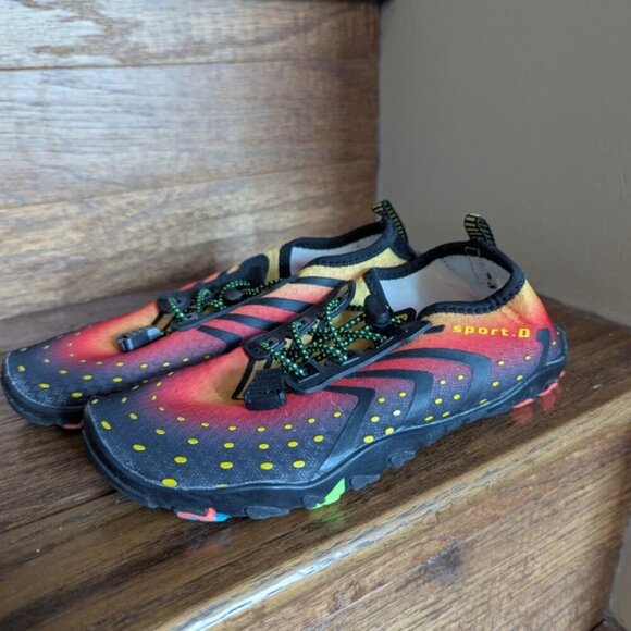 Water Shoes Colorful Kids Shoes with Black Soles Eu 33  Sz 1.5-2 US. - Picture 2 of 7